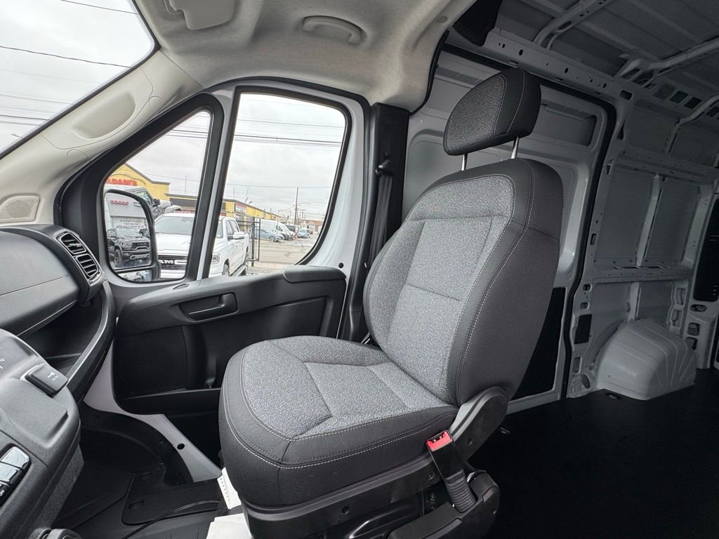 Used 2025 RAM ProMaster 2500 image 18