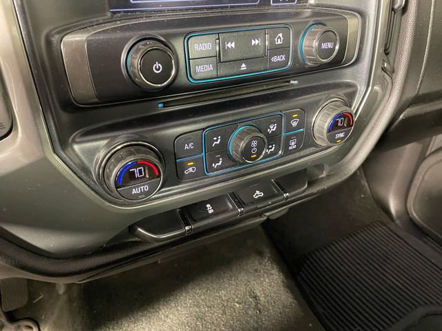 Used 2018 Chevrolet Silverado 1500 LT w/ LT Eassist Package AWD/4WD image 8