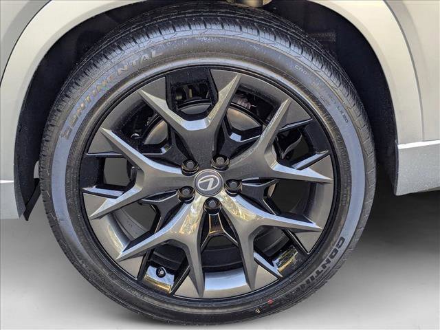New 2026 Lexus TX 500h AWD image 9