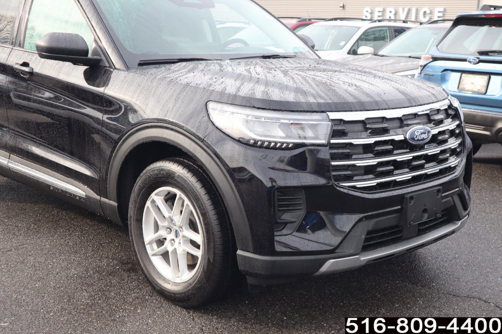 Used 2025 Ford Explorer Active image 2