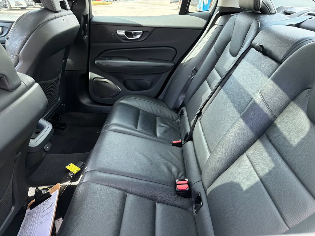 Used 2024 Volvo S60 B5 Plus FWD image 31