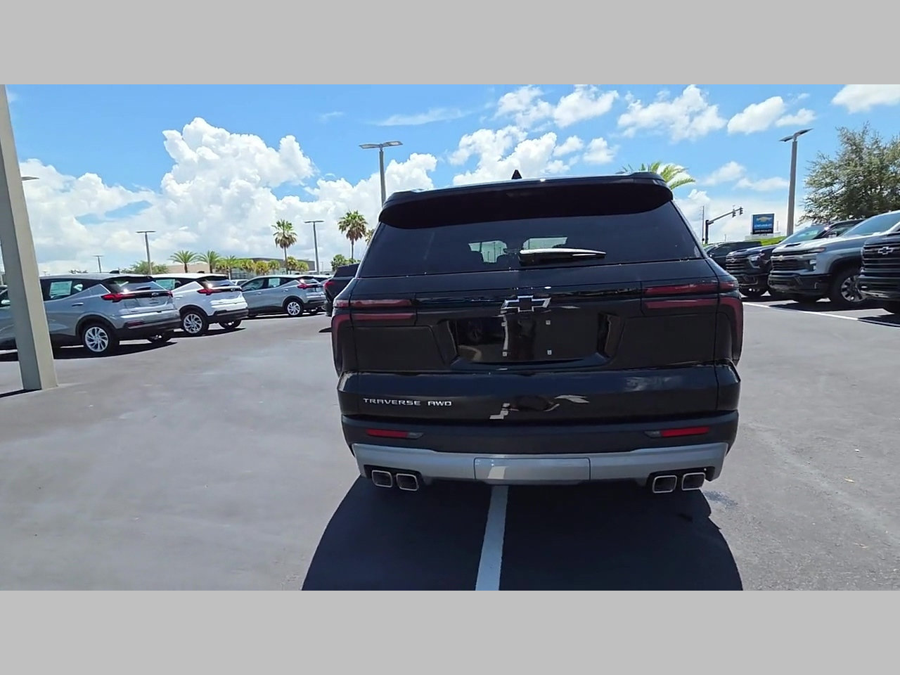New 2026 Chevrolet Traverse LT w/ Driver Confidence Package AWD/4WD image 20
