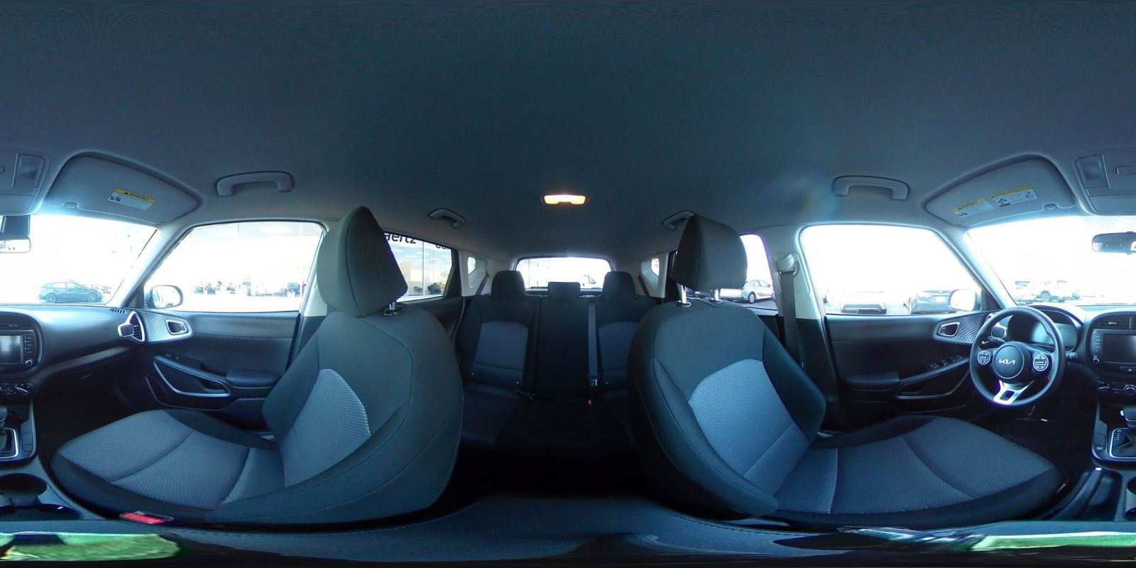 Used 2025 Kia Soul LX w/ LX Technology Package image 40