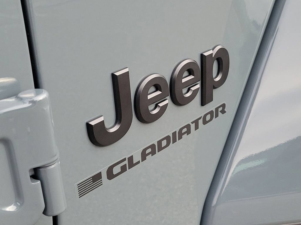 New 2026 Jeep Gladiator Sport AWD/4WD image 8