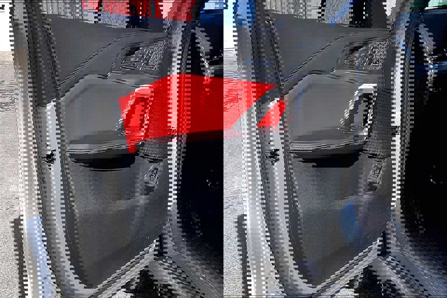 Used 2025 BMW X1 M35i w/ Shadowloine Package image 23