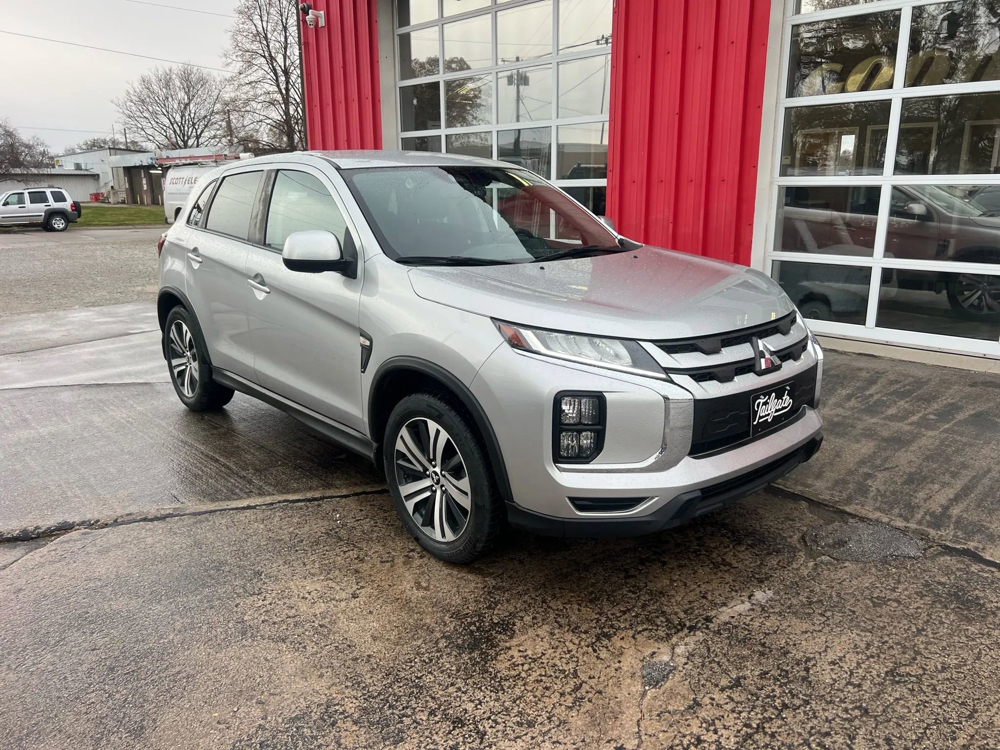 Used 2022 Mitsubishi Outlander Sport ES image 2