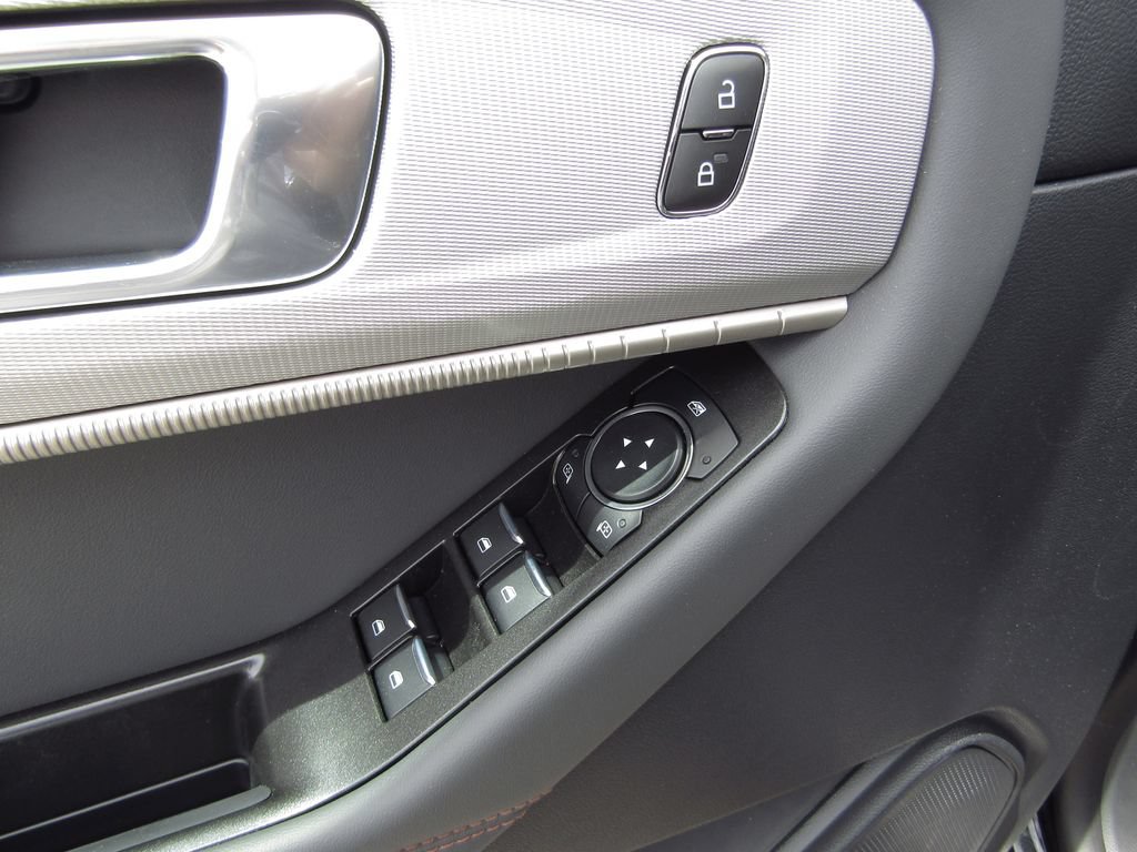 New 2026 Ford Explorer Active AWD/4WD image 26
