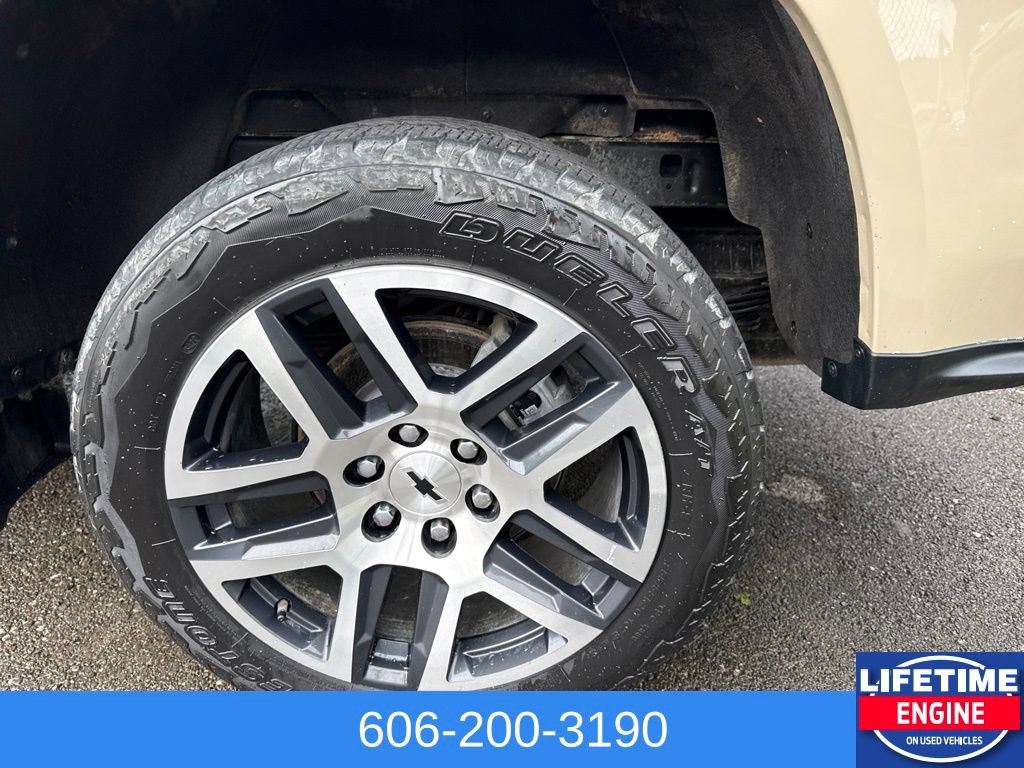 Used 2023 Chevrolet Colorado Z71 w/ Z71 Convenience Package 2 AWD/4WD image 12