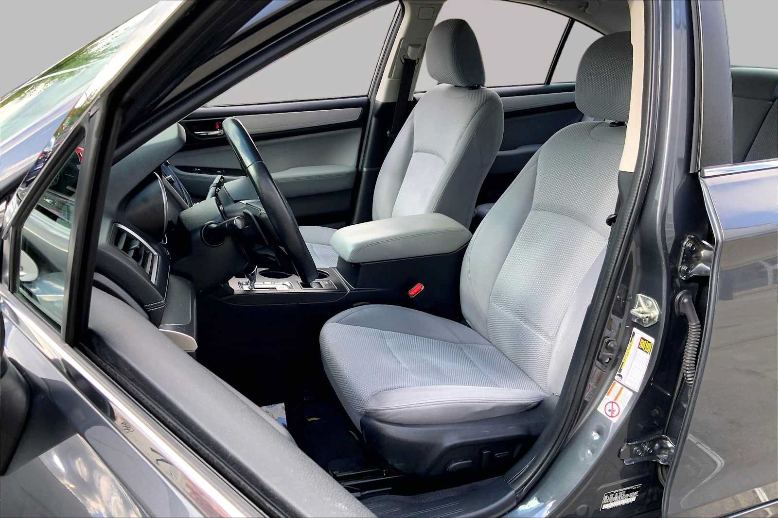 Used 2018 Subaru Legacy 2.5i Premium AWD/4WD image 9