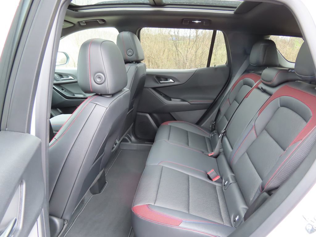 New 2026 Chevrolet Equinox RS image 26