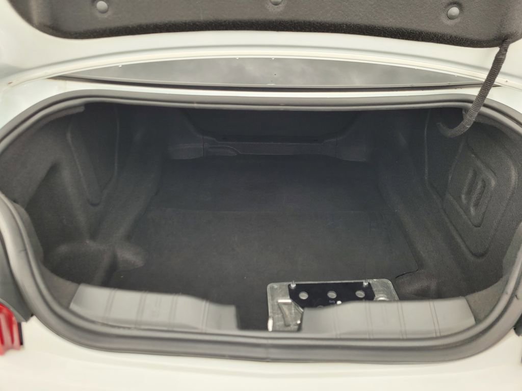 Used 2018 Chevrolet Camaro SS RWD image 10