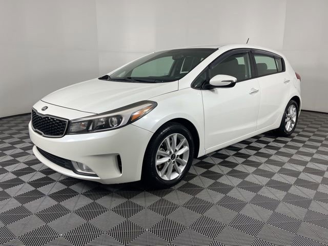 Used 2017 Kia Forte LX w/ Option Group 020 image 5