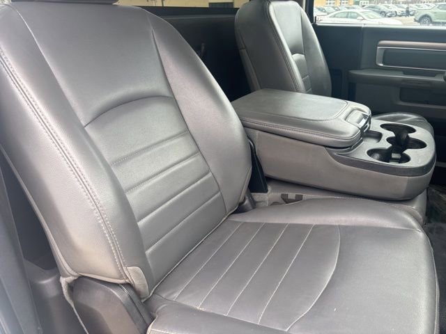 Used 2016 RAM 2500 Tradesman w/ Chrome Appearance Group image 27