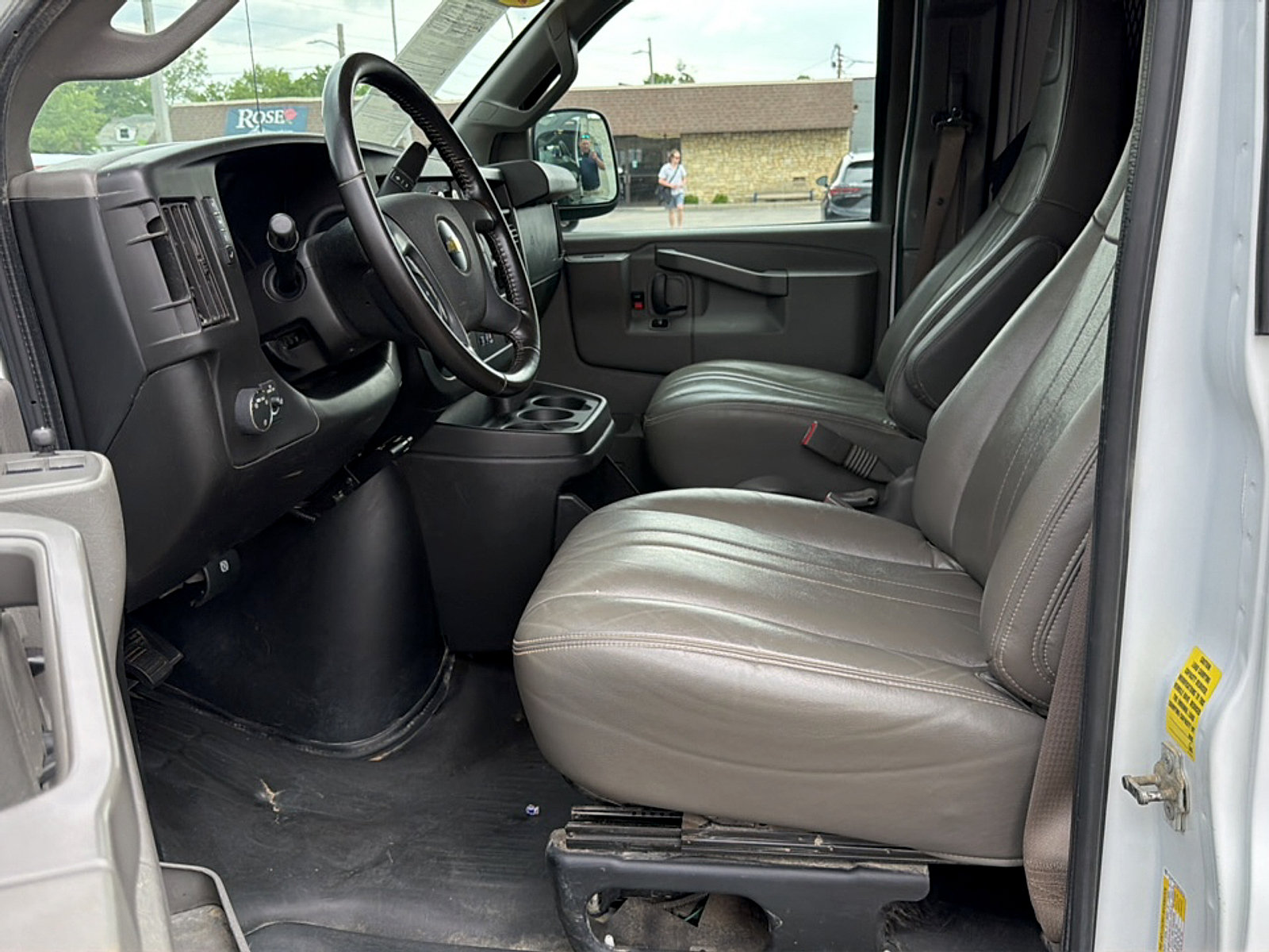 Used 2021 Chevrolet Express 2500 w/ Driver Convenience Package RWD image 19