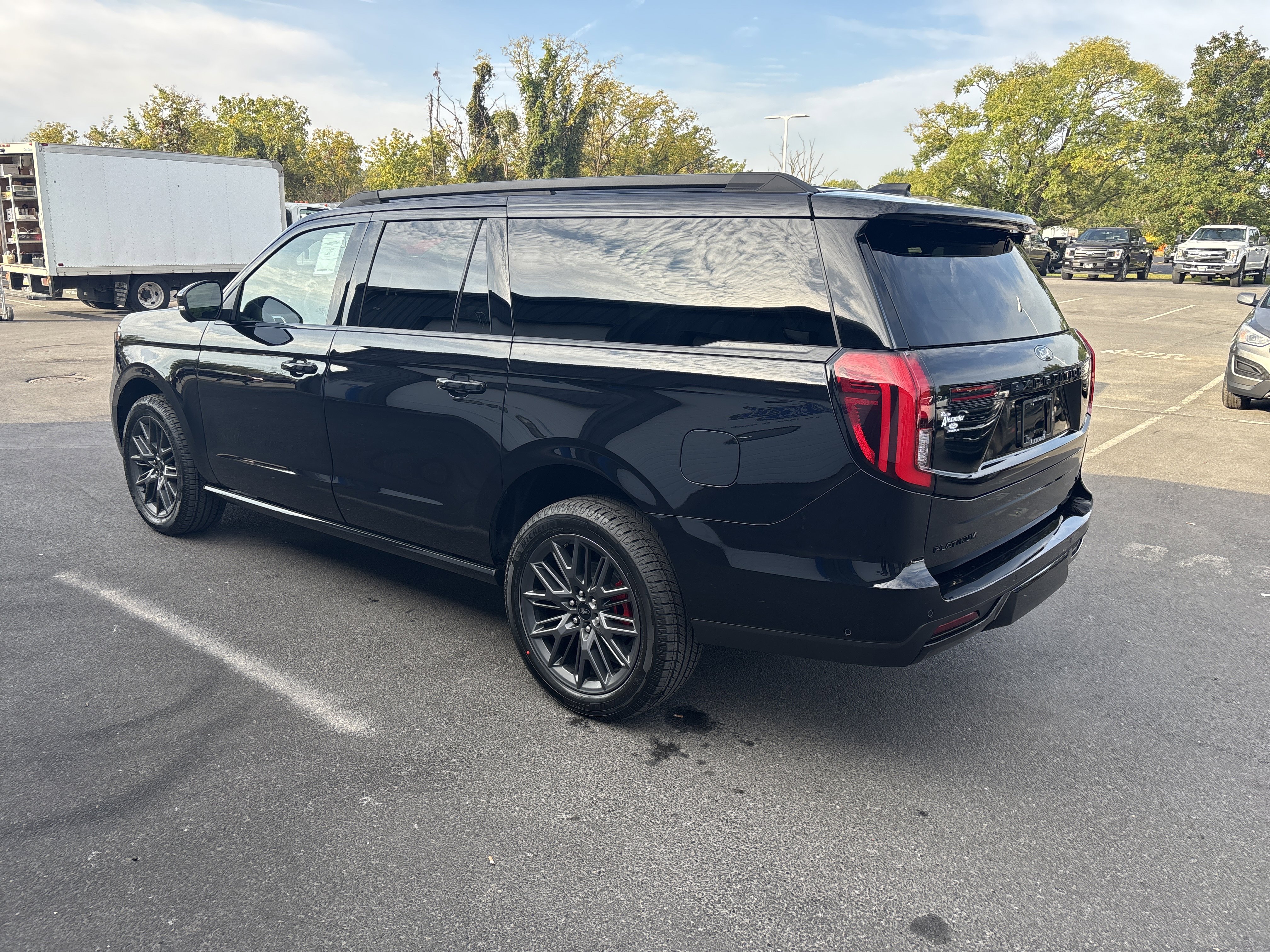 New 2025 Ford Expedition Max Platinum image 6