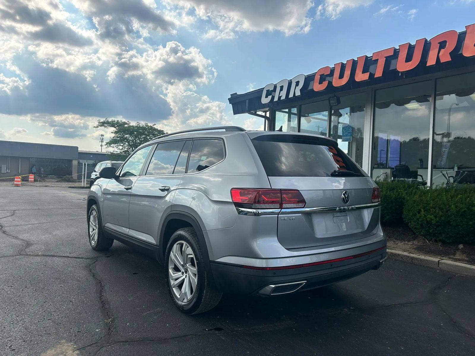 Used 2021 Volkswagen Atlas SE FWD image 6