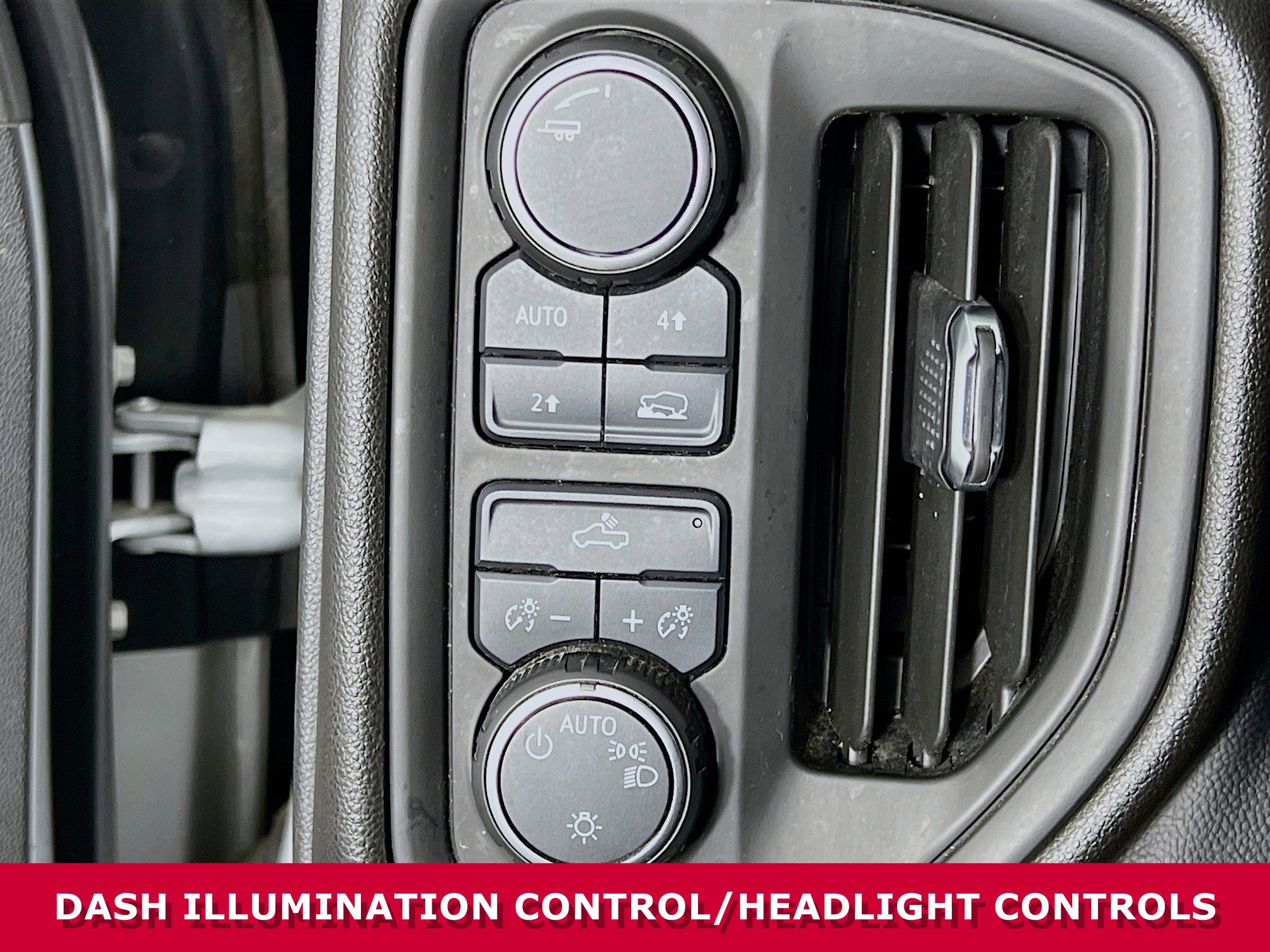 Used 2022 Chevrolet Silverado 1500 Custom image 12