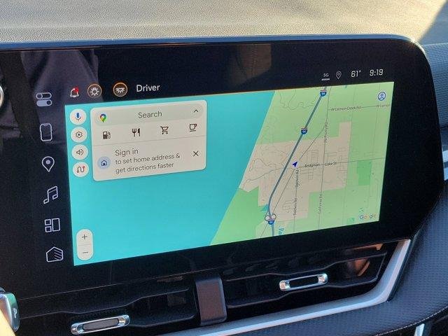 Used 2025 Chevrolet Equinox LT w/ Safety and Technology Package image 25