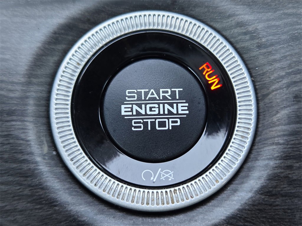 Used 2022 Jeep Grand Cherokee Overland image 25