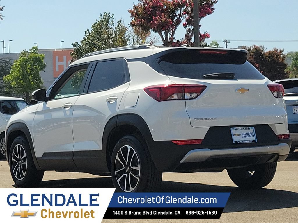 Used 2025 Chevrolet TrailBlazer LT FWD image 13