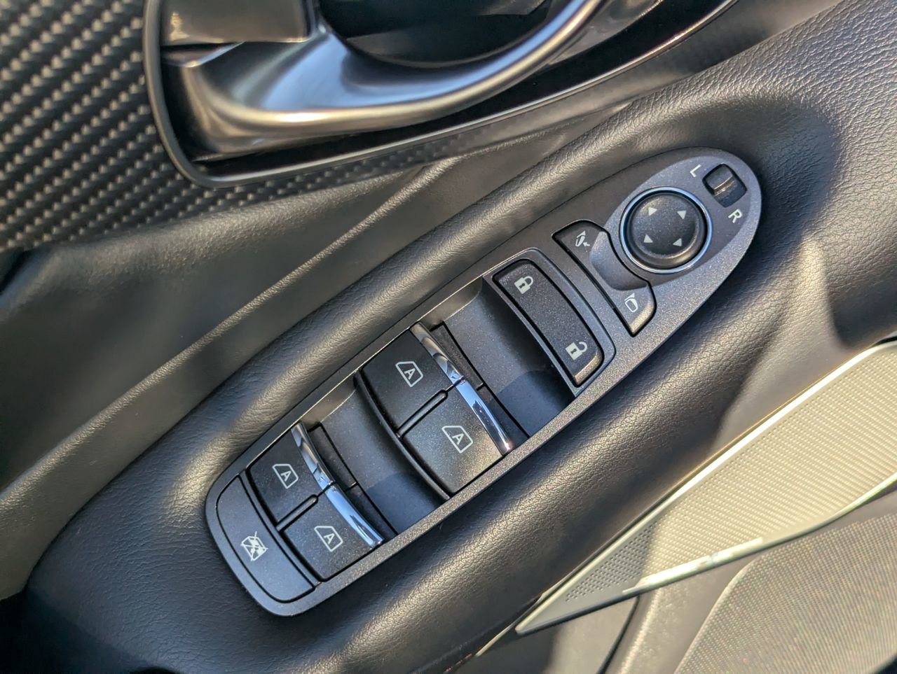 Used 2023 INFINITI Q50 Red Sport 400 image 22