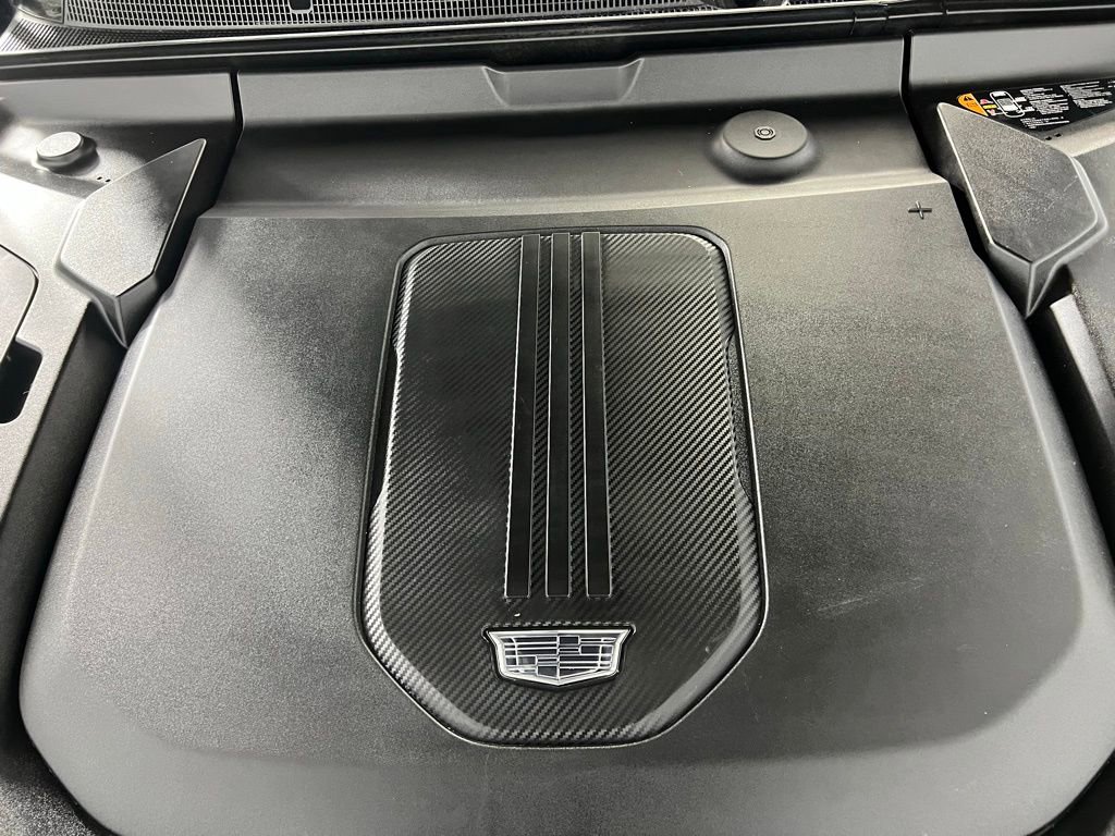 Used 2024 Cadillac Lyriq Sport image 36