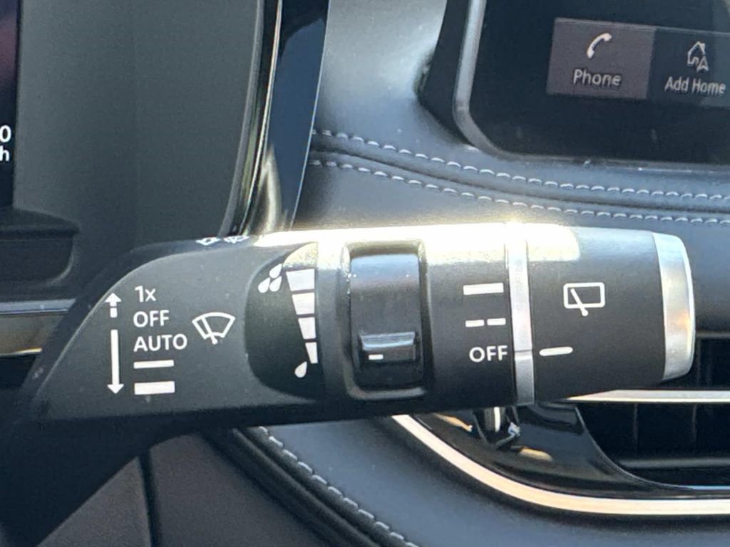 Certified 2025 INFINITI QX60 Luxe image 28