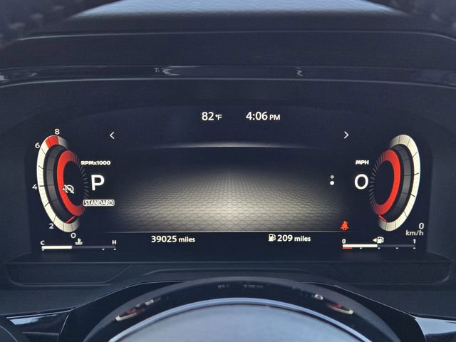 Used 2023 Nissan Pathfinder Platinum w/ Cargo Package image 17