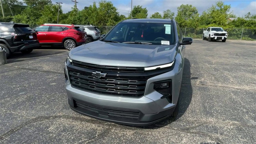 New 2026 Chevrolet Traverse LT w/ Midnight/Sport Edition image 5