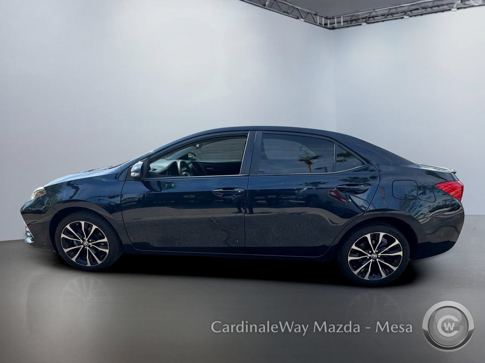 Used 2019 Toyota Corolla SE w/ Carpet Mat Package (TMS) FWD image 7