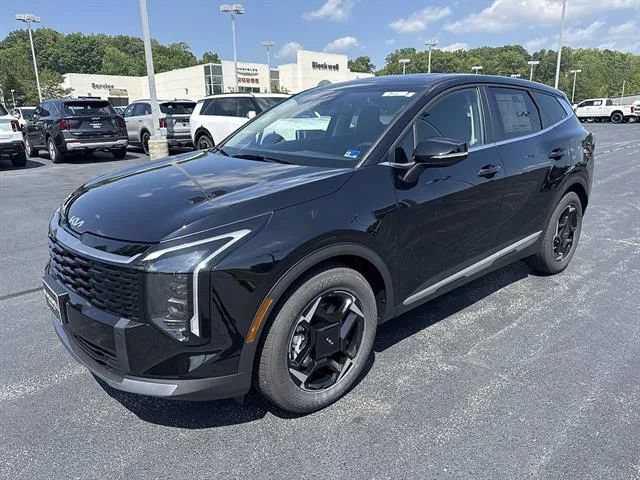 New 2026 Kia Sportage EX FWD image 3