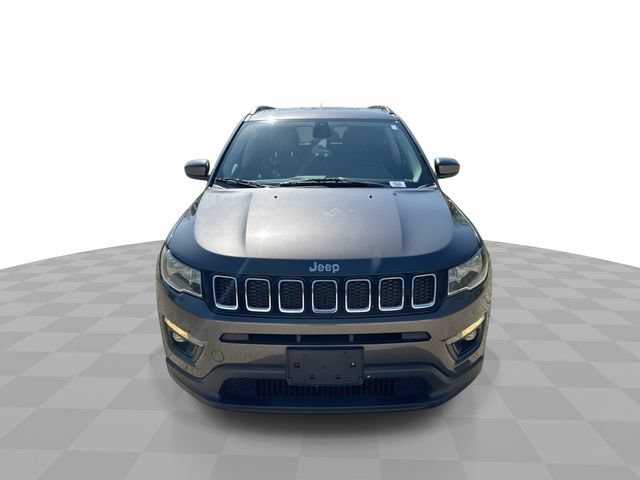 Used 2019 Jeep Compass Latitude FWD image 4