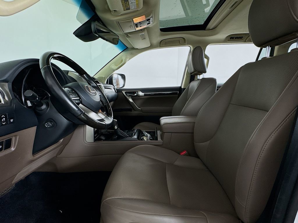 Used 2020 Lexus GX 460 Premium image 11