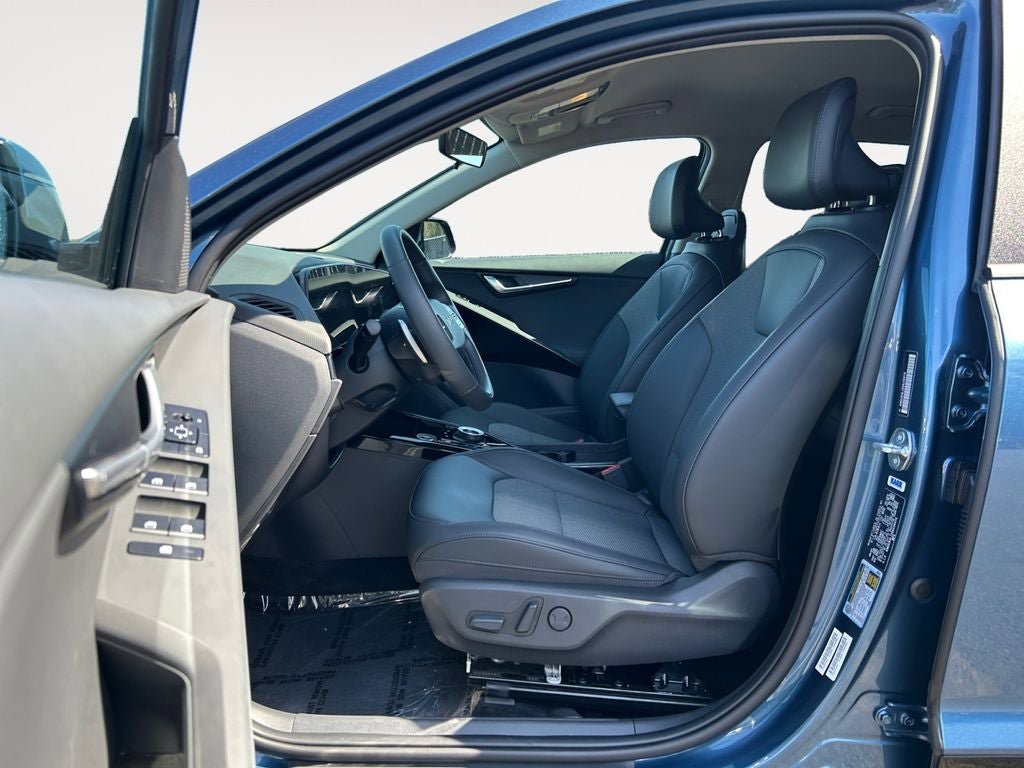 Used 2025 Kia Niro Wind w/ Wind Preserve Package FWD image 16