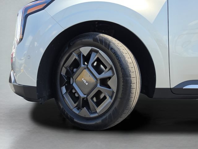 Certified 2025 Kia Carnival SX FWD image 49