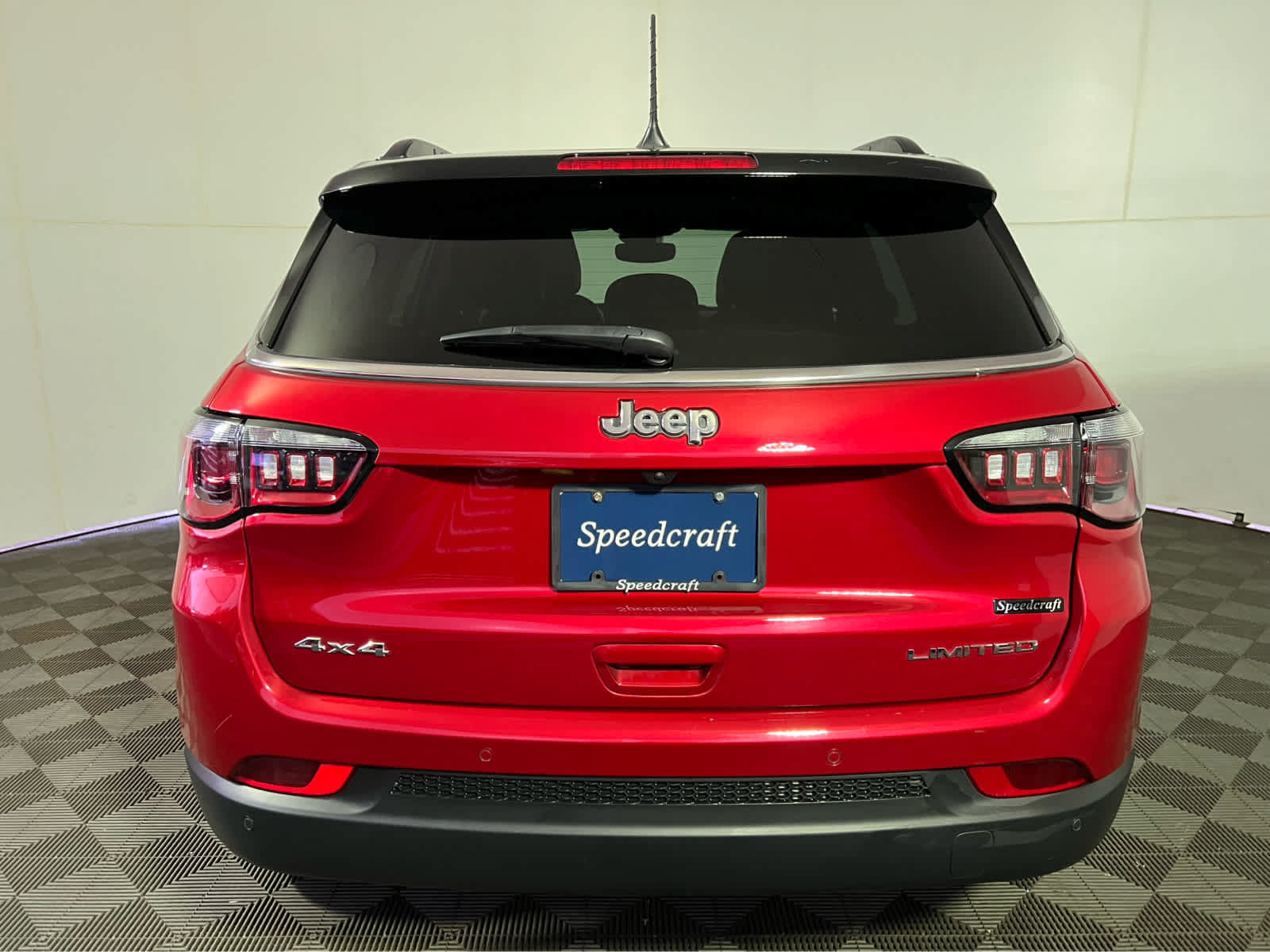 Used 2025 Jeep Compass Limited w/ Sun & Sound Group AWD/4WD image 6