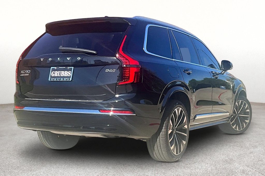 Used 2026 Volvo XC90 B6 Plus AWD/4WD image 2