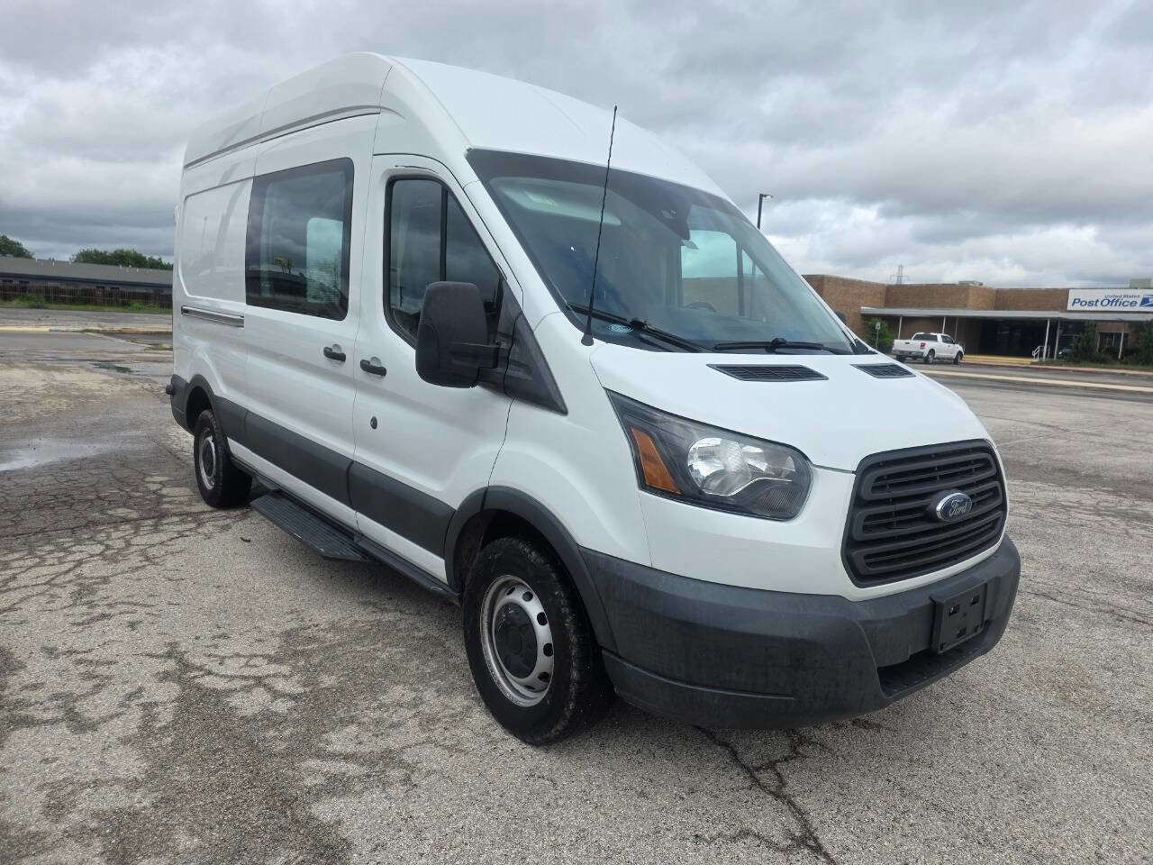 Used 2017 Ford Transit 250 148 High Roof RWD image 2