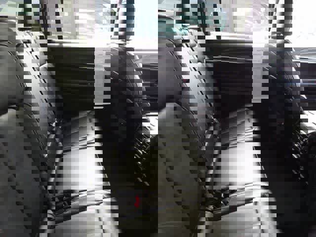 Used 2023 Jeep Grand Cherokee L Limited image 10