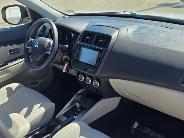 Used 2018 Mitsubishi Outlander Sport ES FWD image 8
