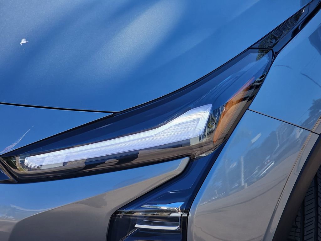 New 2027 Chevrolet Bolt RS w/ Technology Package image 32