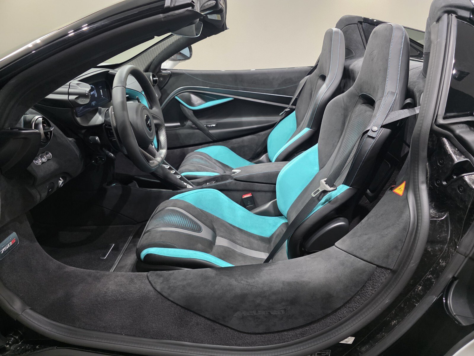 New 2027 McLaren 750S Spider RWD image 6