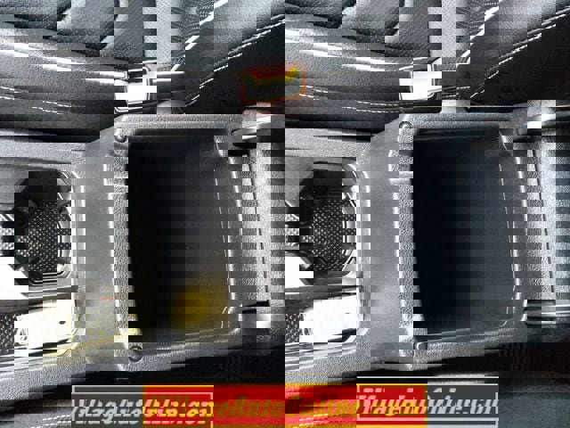 Used 2023 Volkswagen Tiguan SEL R-Line image 23