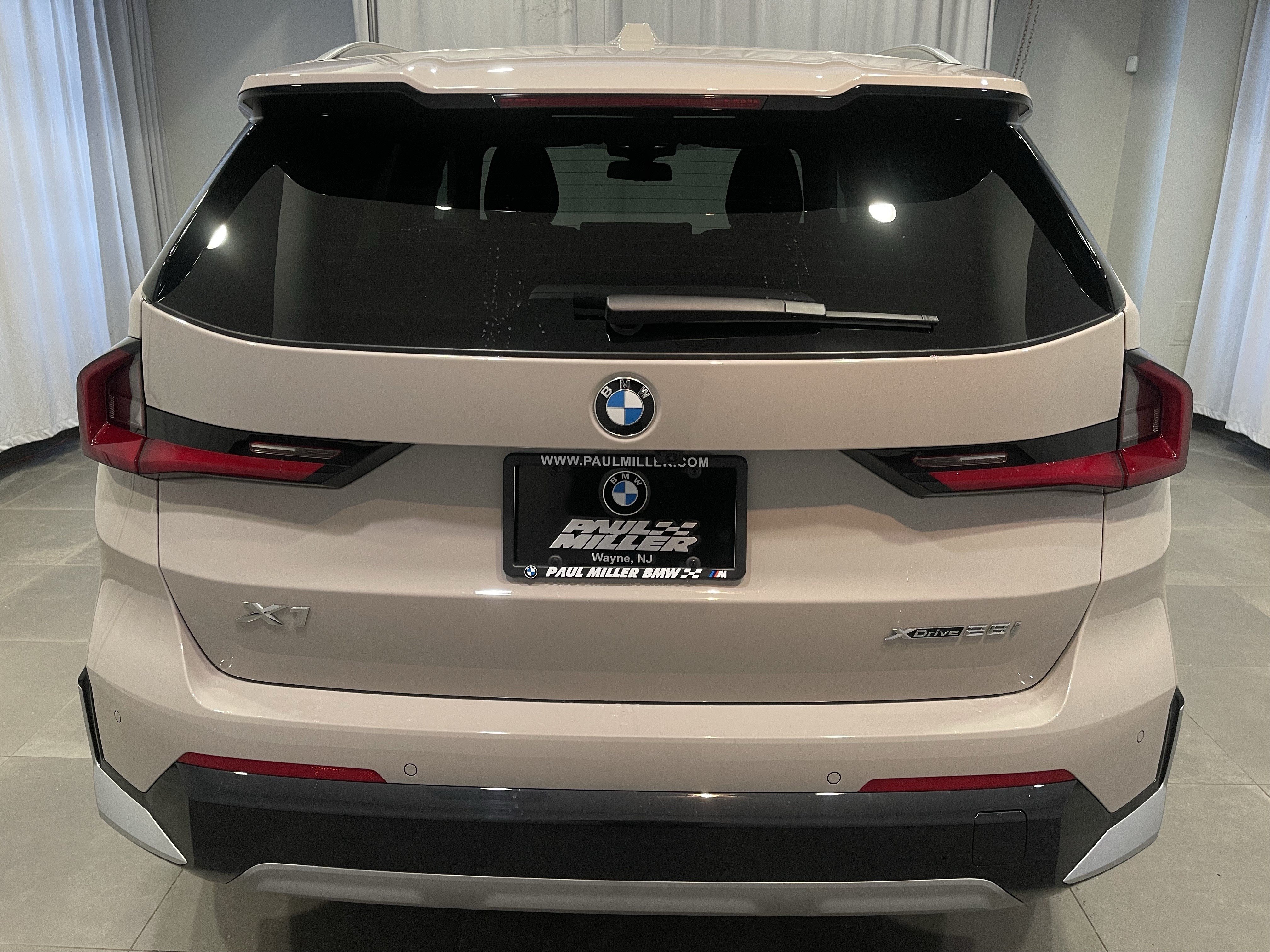 New 2026 BMW X1 xDrive28i w/ Convenience Package AWD/4WD image 5