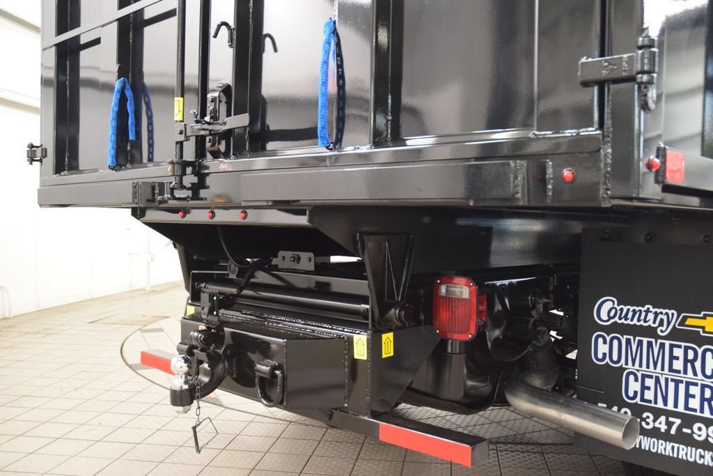 Used 2026 RAM 5500 Tradesman w/ Chrome Appearance Group AWD/4WD image 14