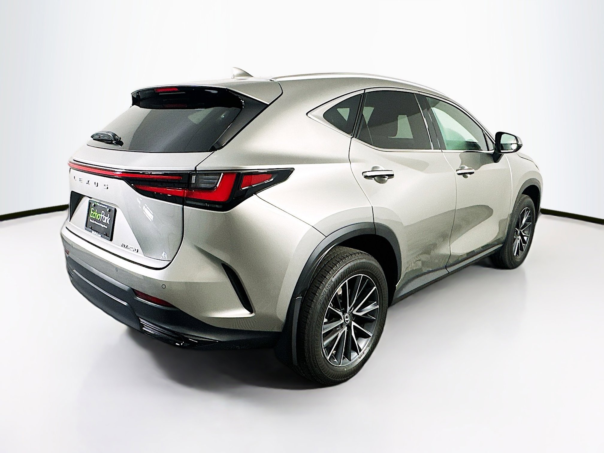 Used 2025 Lexus NX 250 FWD w/ Cold Area Package image 9