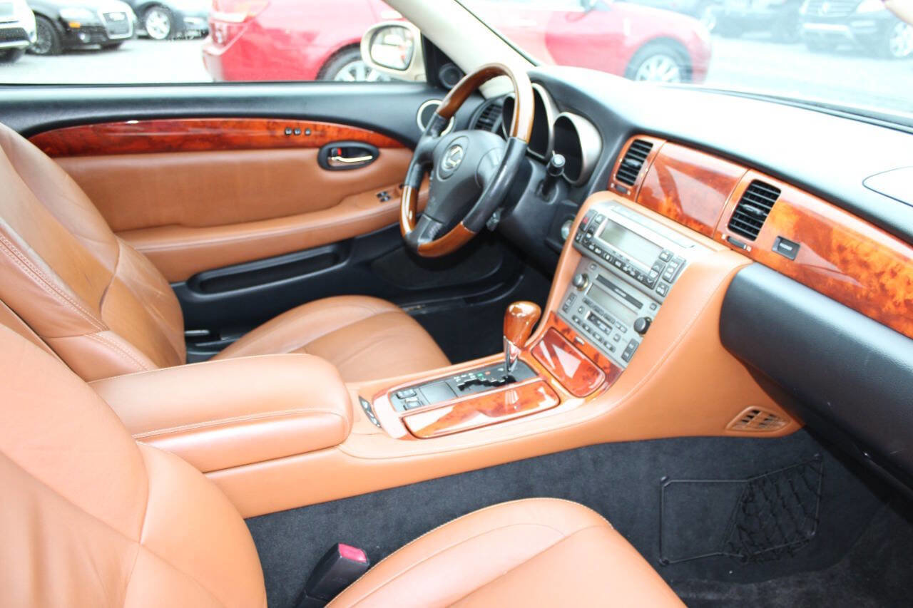 Used 2003 Lexus SC 430 Convertible RWD image 10