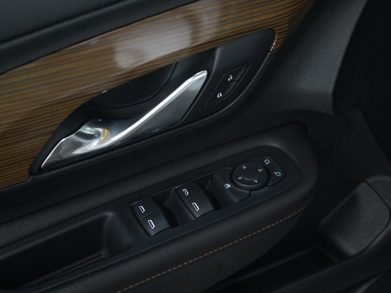 Used 2020 GMC Terrain SLE w/ Driver Convenience Package image 20