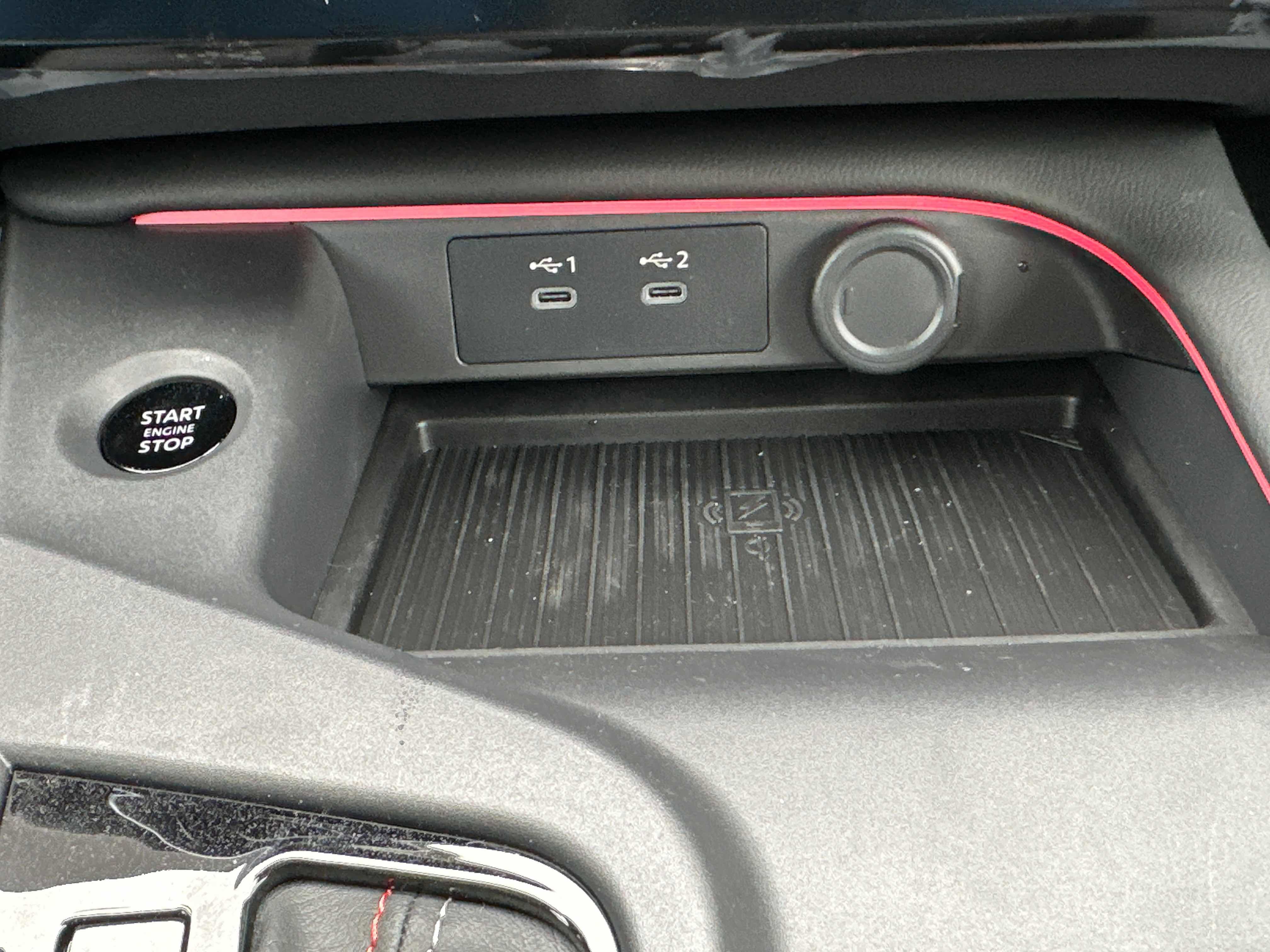 New 2026 Nissan Sentra SR w/ Floor Mat Package FWD image 33