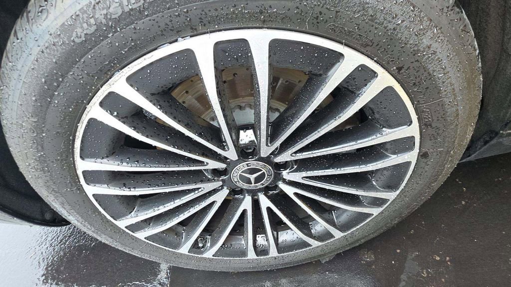 Used 2024 Mercedes-Benz S 580 4MATIC Sedan image 21